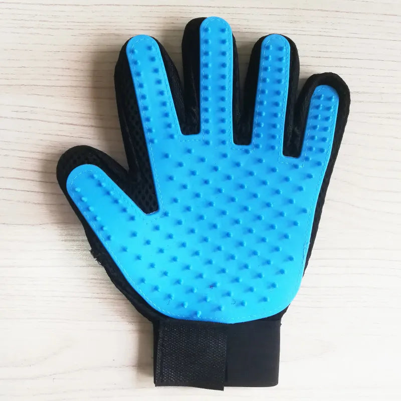 Cat & Dog Grooming Glove – Hair Removal Brush for Pets with Massage Effect (6 Colors)