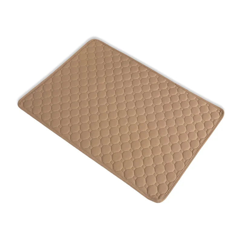 Reusable Waterproof Dog Pee Pad – Washable Pet Training Mat for Car, Sofa, or Floor Protection
